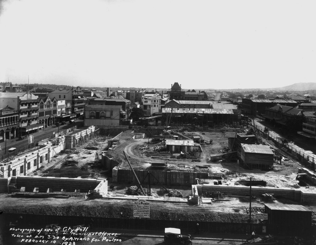 Construction site of Brisbane City Hall 1923, photograph