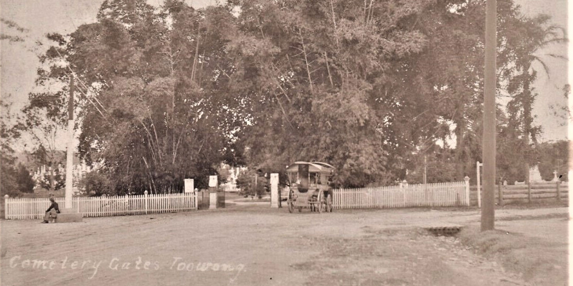 Cemetery Gates at Toowong, Brisbane, Qld early 1900s. Courtesy Brisbane City Council.
